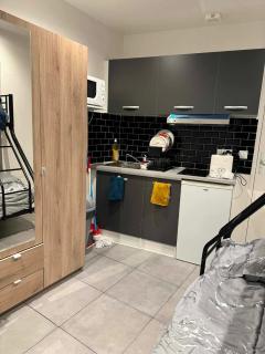 Studio plus proche metro 13 - 2