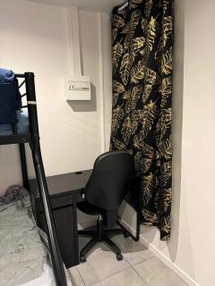 Studio plus proche metro 13 - 1