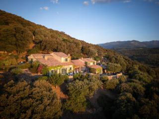 Villa 10 pers SUPERBE VUE PANORAMIQUE à 2min de la plage de Pinarello - Pinarellu - 0