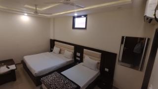 G L Palace - Katra - 8