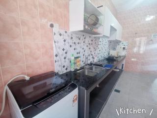 Near TC Beach Alor Akar 4R3B fully AC Town area - 1