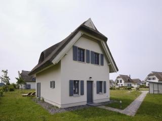 Reetland am Meer - Premium Reetdachvilla mit 2 Schlafzimmern, Sauna und Kamin E25 - Dranske - 2