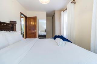 Serenity Retreat - 2 Bed Apartment with Pool & Gym - Nairobi - 7