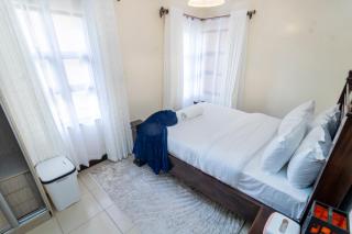 Serenity Retreat - 2 Bed Apartment with Pool & Gym - Nairobi - 5