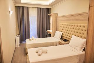 Famissi Eden Hotel - 4