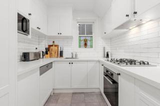 Vacation Home w Private Rooftop and Harbour View - Sydney - 8
