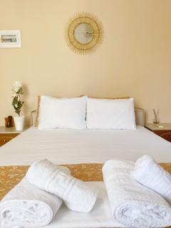 Delia Apartments - 1