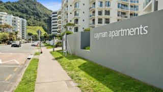 Spacious Cayman Mount Maunganui Apartment - Mount Maunganui - 0