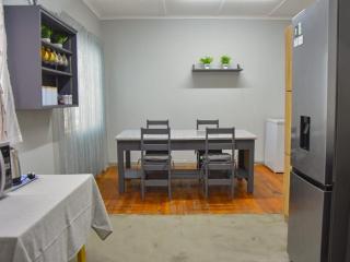 Bargain Accommodation - Beaufort West - 5