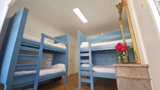 Bed in 6-Bed Mixed Dormitory Le Jardin Cafe - 6