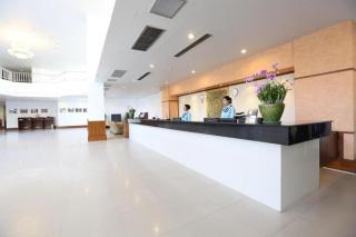 J Town serviced Apartments&hotel - Si Racha - 2
