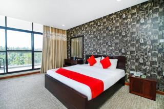 OYO 299 Randula Grand Venus Hotel - 1