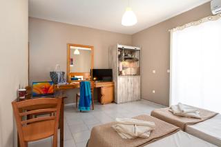 Manias Apartments - 8