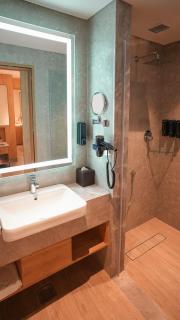 Transit by Encalm - Nap and Shower - 5