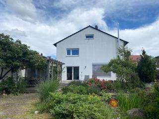 Haus mit Garten und 2 Schlafzimmern - Neumarkt in der Oberpfalz - 1