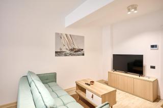 Prime 11 Apartment in Infinity Beach Resort - parking - Mamaia - 4