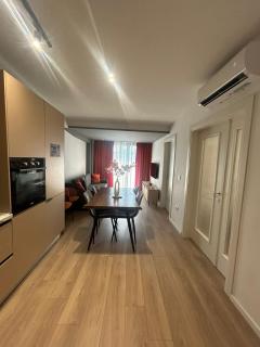 Beautiful City Square Apartment 100mbs - Durazzo - 7