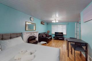 Cozy Studio near London City Airport, ExCeL & DLR - London - 5