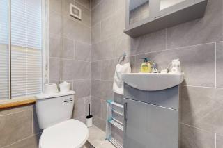 Cozy Studio near London City Airport, ExCeL & DLR - London - 1