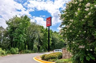 Econo Lodge Charlotte Airport - Charlotte - 0