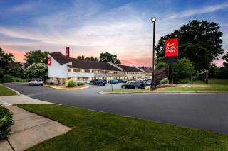 Econo Lodge Charlotte Airport - Charlotte - 3