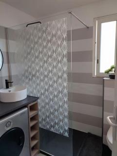 Appartement dans immeuble de Ville - Saint-Laurent-du-Var - 4