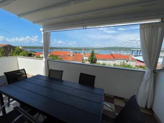 Apartments Monika & Breakfast Baskets 236 - Punat - 8