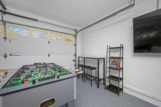 Exquisite Bayview Villa with POOLGAMES- 18 Guests - Tampa - 2