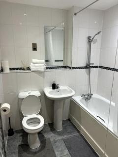 Two Bedrooms Flat In Stratford - Londra - 8