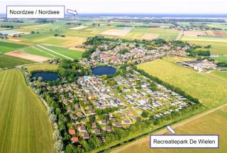 Chalet 501a op Recreatiepark De Wielen - 9