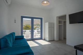 Traditional White House2 - Prodromos Paros - 8