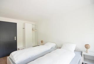 B&B Mont-Crosin - - 5
