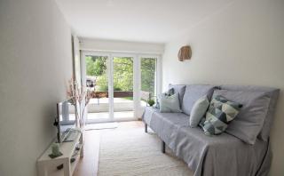 B&B Mont-Crosin - - 4