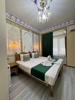 Zarhal Boutique - Bukhara - 1