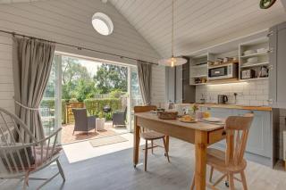 The Artist's Studio at Meadow Cottage - 2
