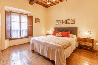 Cozy Pieracchi Apartment - A Slice of History - Barga - 9