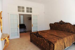 Prestigious Villa with Vintage Charm in Kings & Queens Sotogrande - San Roque - 1