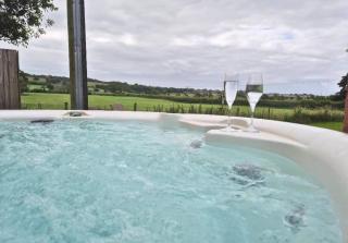Bowland Breaks-A Luxury Barn Conversion with Optional Hot Tub, Log burner and countryside views - Longridge - 5