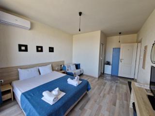 Къща за гости АЗАЛИЯ - Sozopol - 6