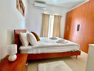 Contemporary 2BR Apt With Balcony in St Pauls Bay - 1