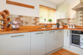 3 Lake View - Looe - 3