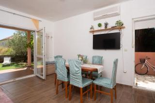 Whole estate just for you, 20m from sandy beach - Mrljane - 6
