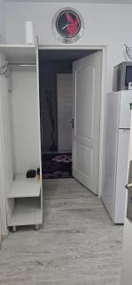 Garsoniera DNI - Petroşani - 2