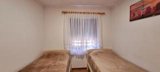 bezhani Standard Villa - Golem - 1