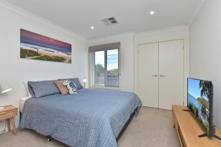 Fingal Bay Retreat - Fingal Bay - 1