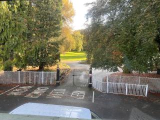 6 - Central Location - Entire House - Free Parking - Merthyr Tydfil - 9