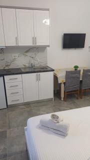 Miri's Villa - Saranda - 9