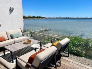 Design villa with panoramic pond view and jacuzzi - Pérols - 5