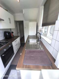 Spacious Triple Bedroom 10 min from Station - 8