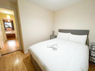 Cosy Riverside Home SECC Hydro - 6